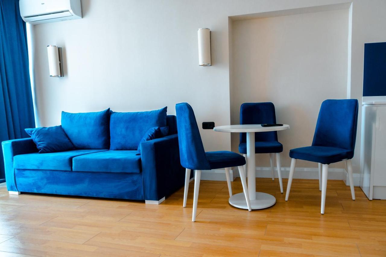 Orbi City - Aparthotel Near The Beach Batoumi Extérieur photo