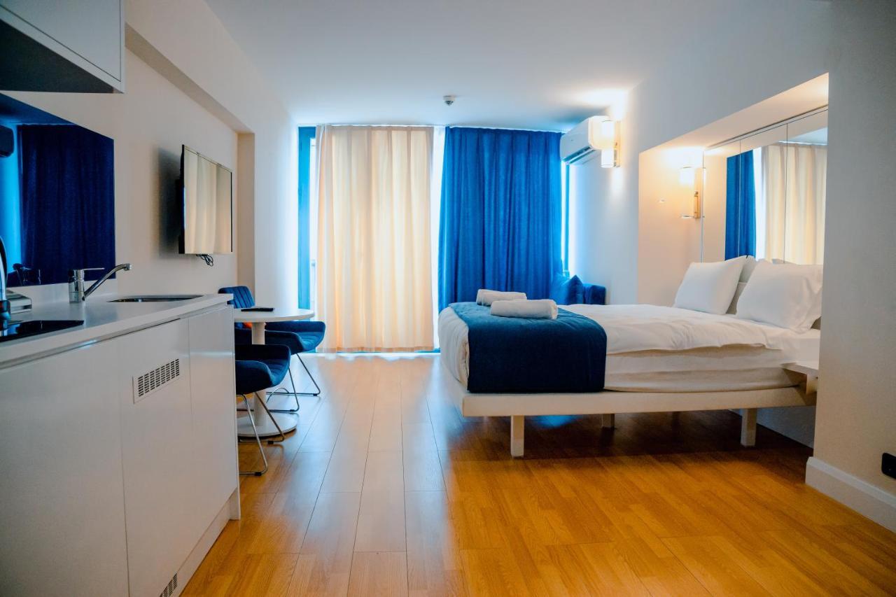 Orbi City - Aparthotel Near The Beach Batoumi Extérieur photo