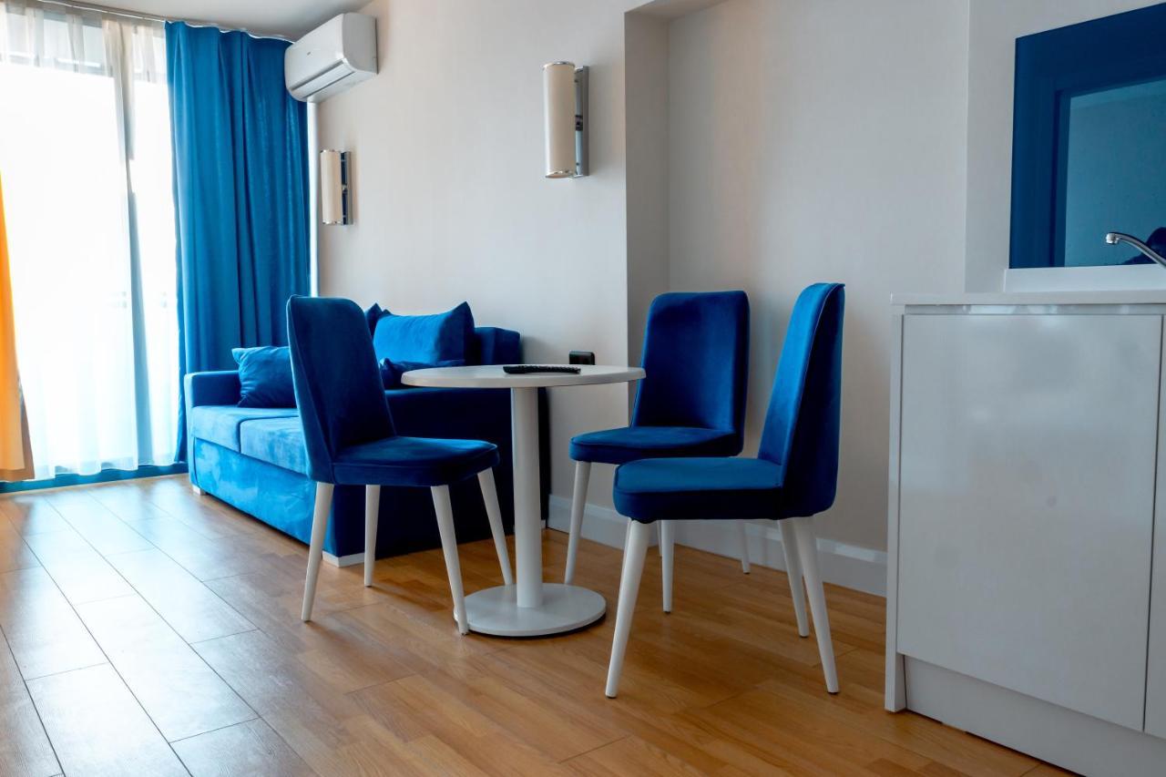 Orbi City - Aparthotel Near The Beach Batoumi Extérieur photo